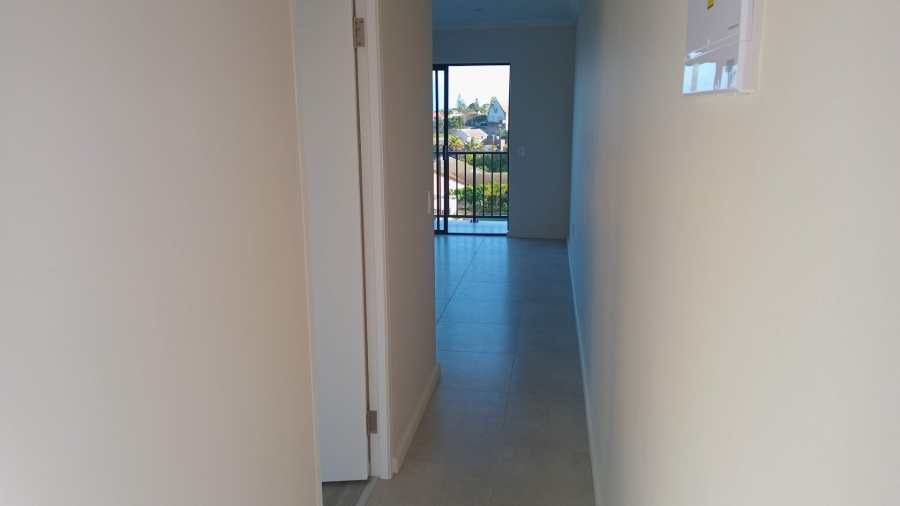 1 Bedroom Property for Sale in Table View Western Cape